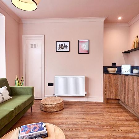 Settle In Winchester - Stylish Self Check-In Rooms Bagian luar foto