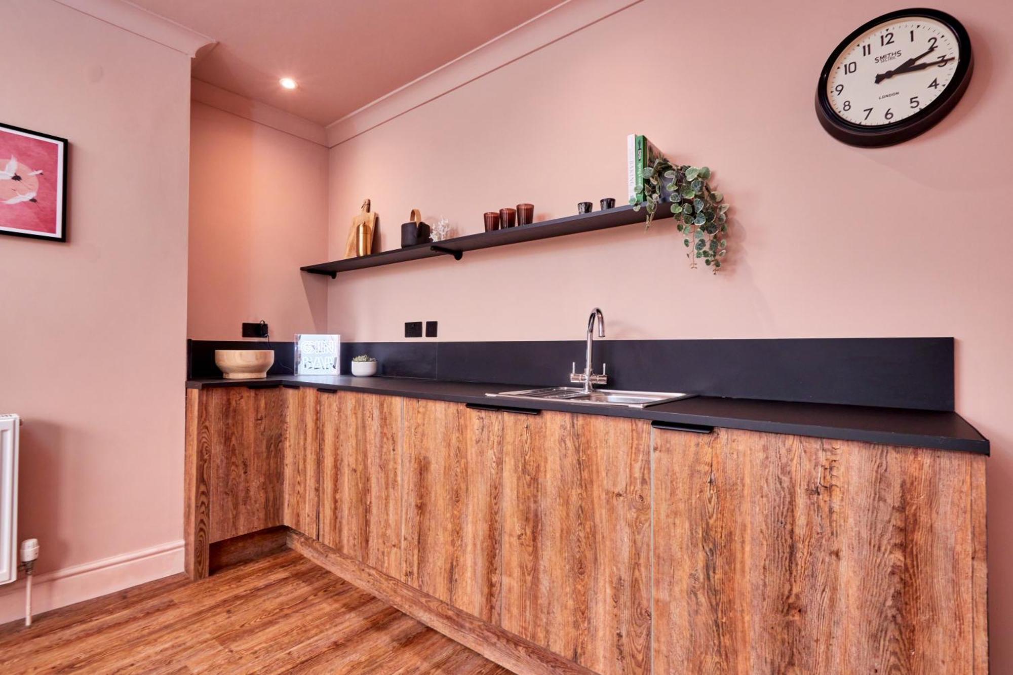 Settle In Winchester - Stylish Self Check-In Rooms Bagian luar foto