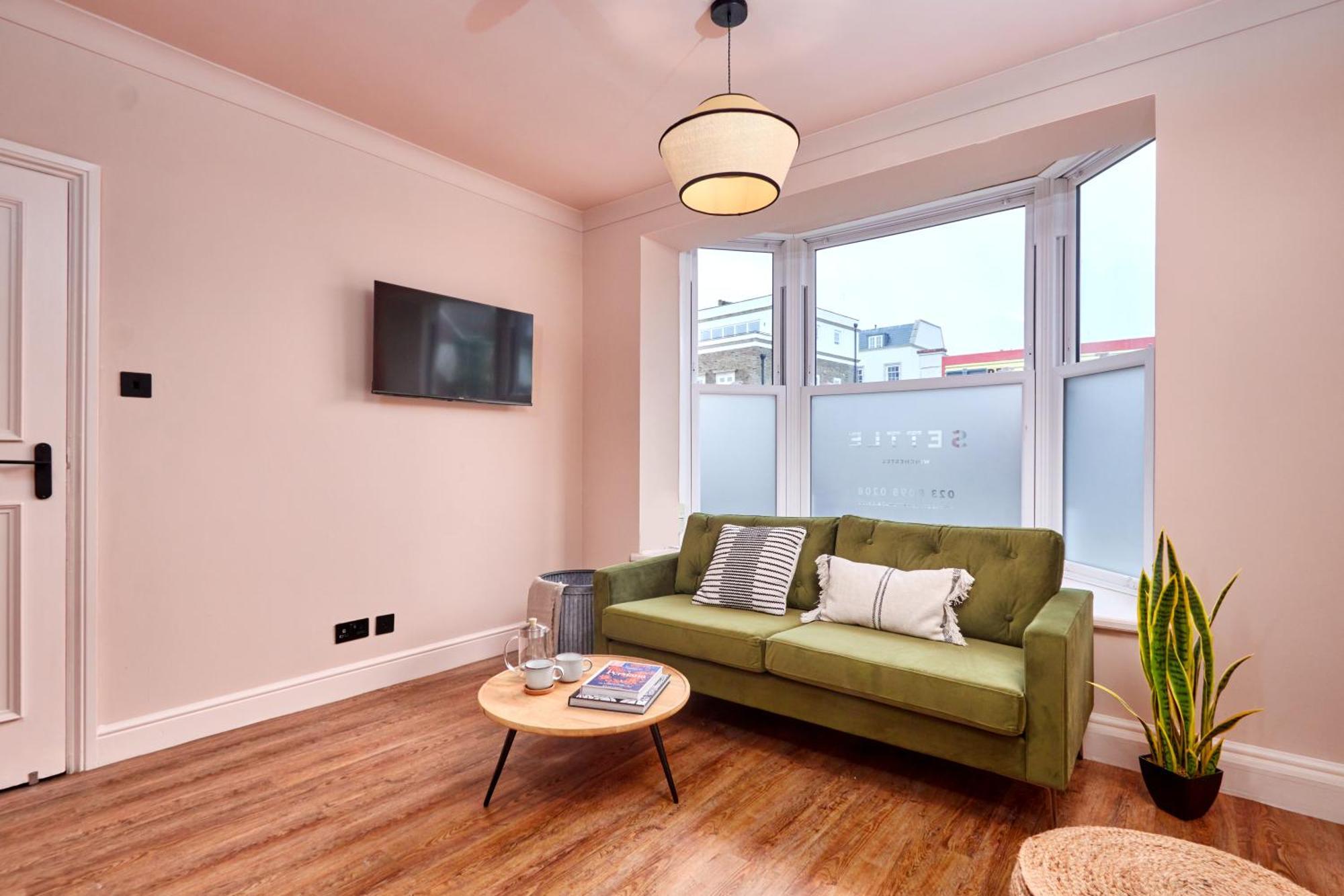 Settle In Winchester - Stylish Self Check-In Rooms Bagian luar foto