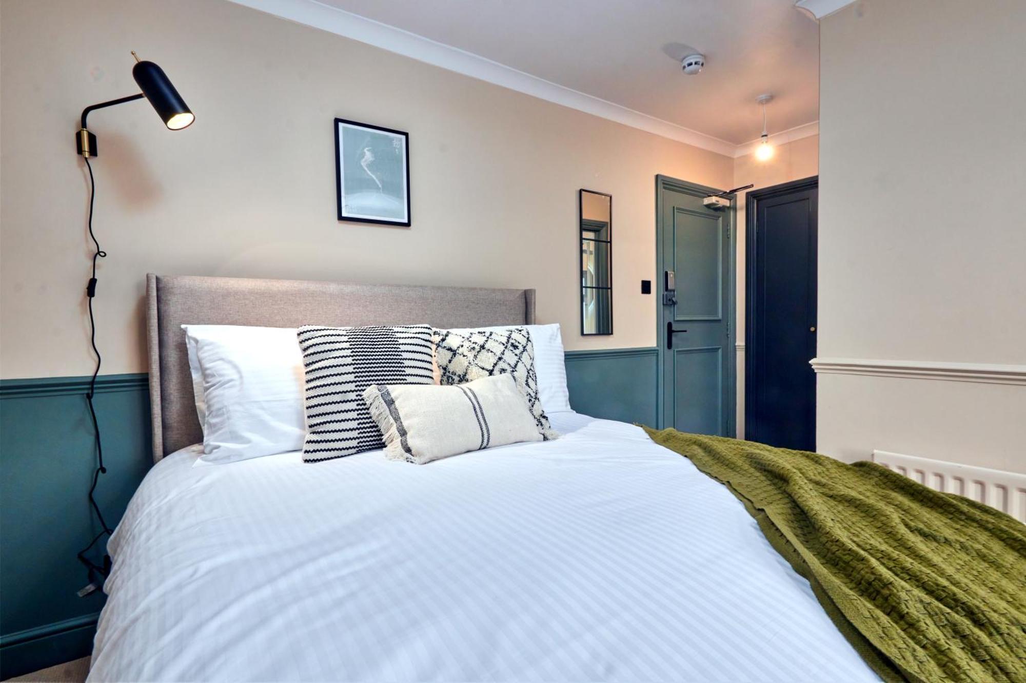 Settle In Winchester - Stylish Self Check-In Rooms Bagian luar foto