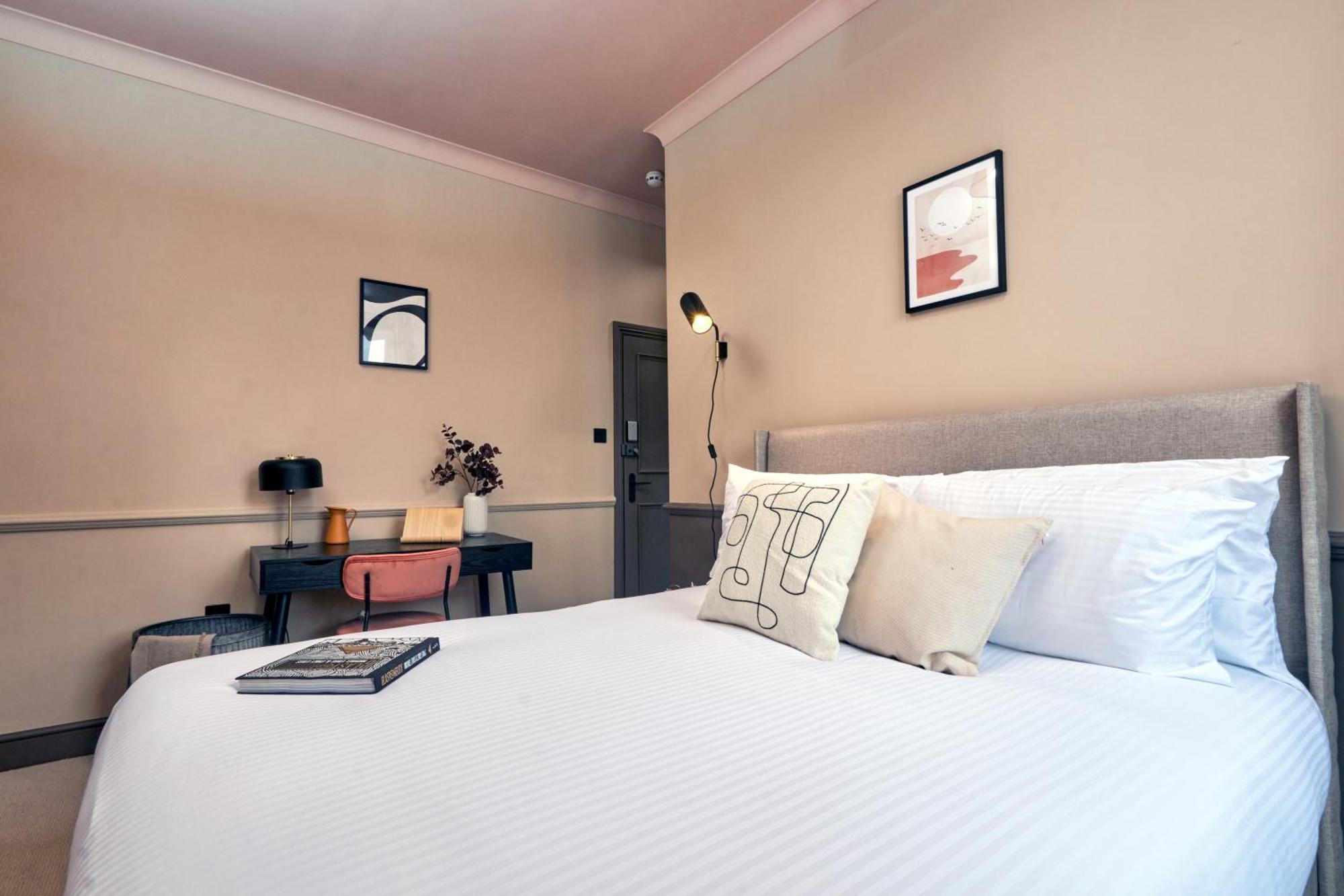 Settle In Winchester - Stylish Self Check-In Rooms Bagian luar foto