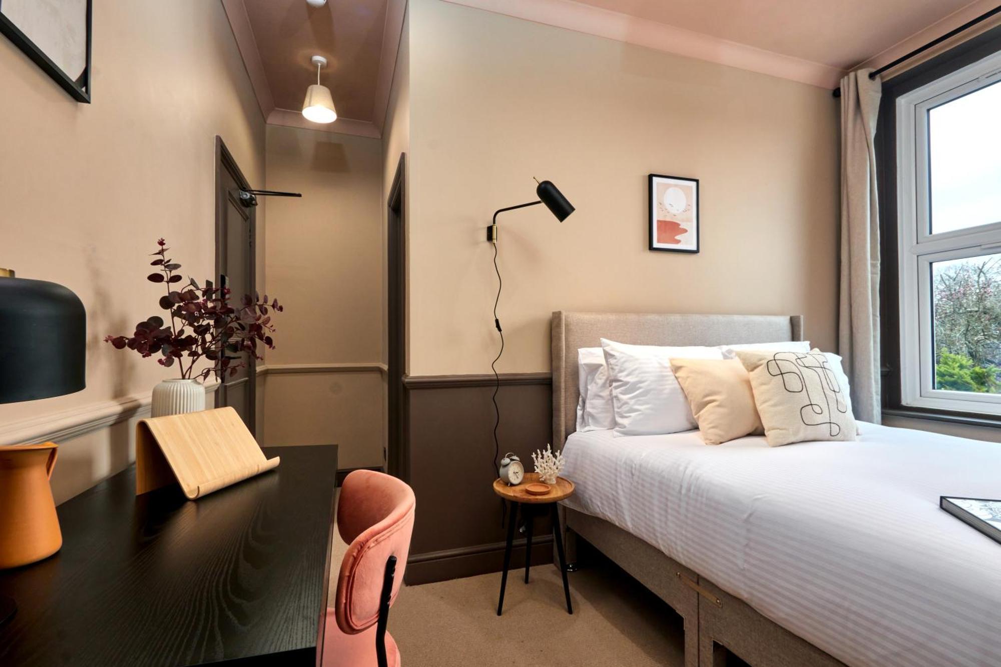 Settle In Winchester - Stylish Self Check-In Rooms Bagian luar foto