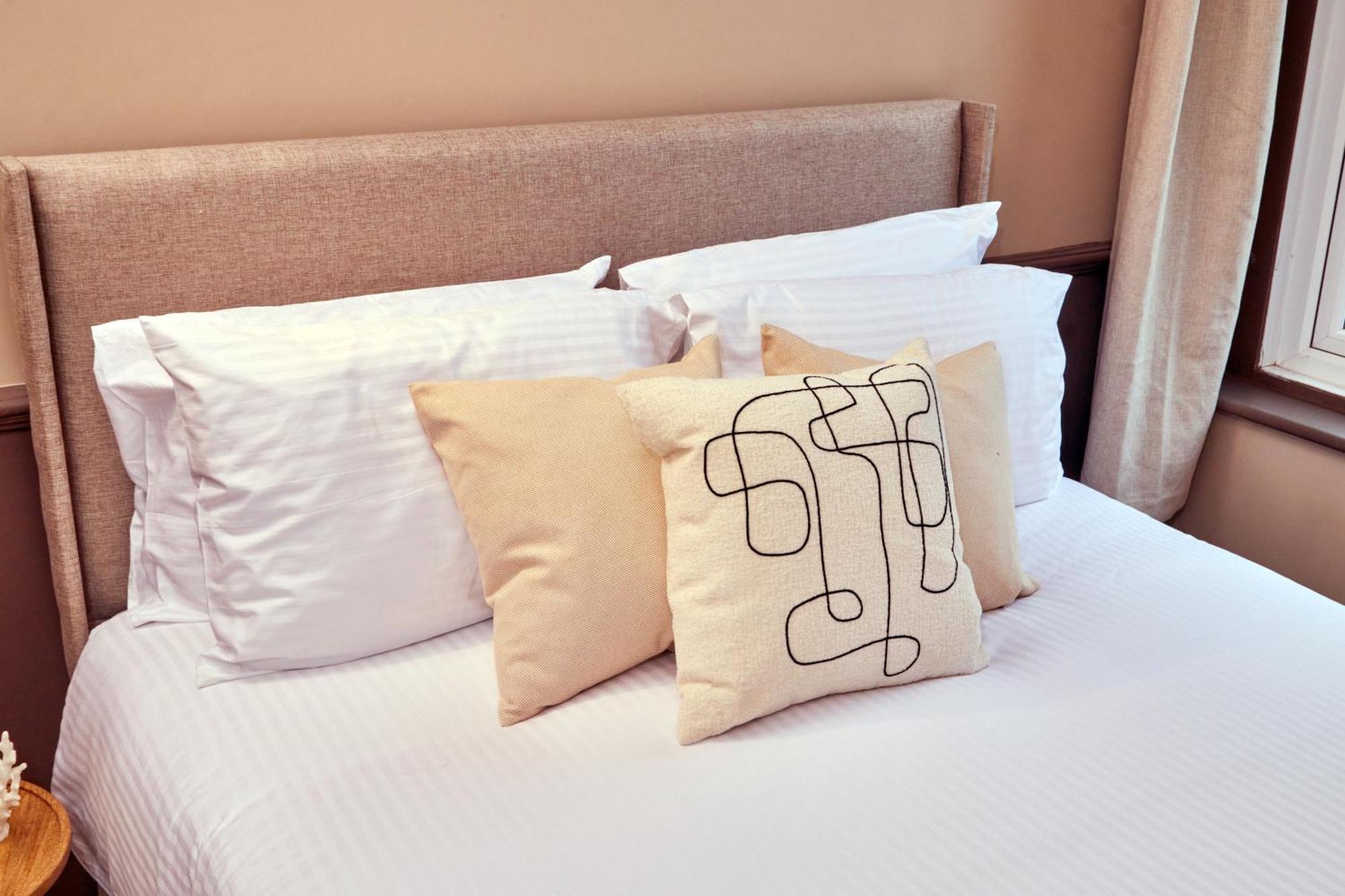 Settle In Winchester - Stylish Self Check-In Rooms Bagian luar foto